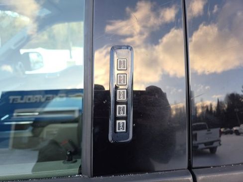 Used 2019 Ford F150 XLT w/ Equipment Group 302A Luxury image 10