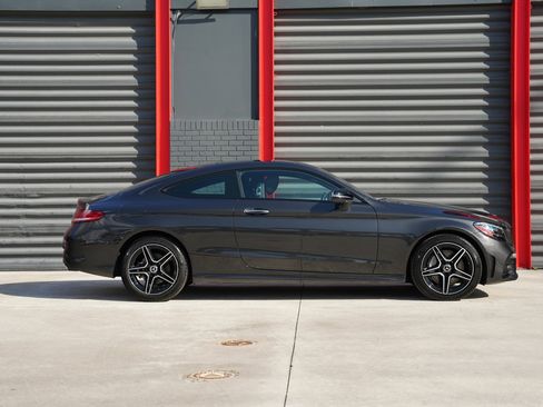 Used 2023 Mercedes-Benz C 300 4MATIC Coupe image 2
