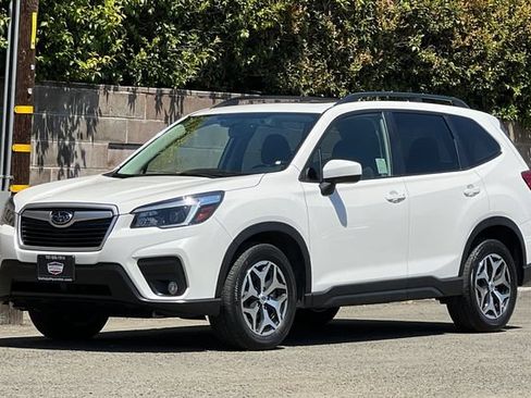 Used 2021 Subaru Forester Premium w/ Popular Package #1 AWD/4WD image 10