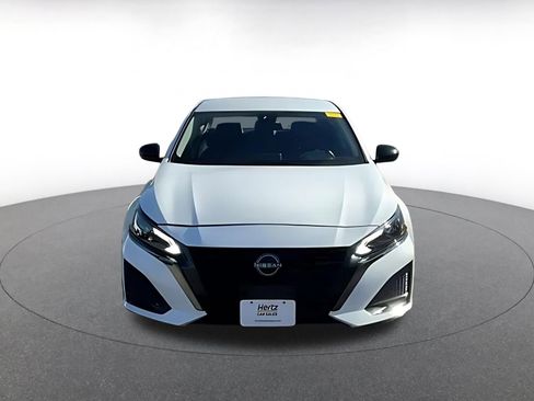 Used 2025 Nissan Altima 2.5 SR image 4