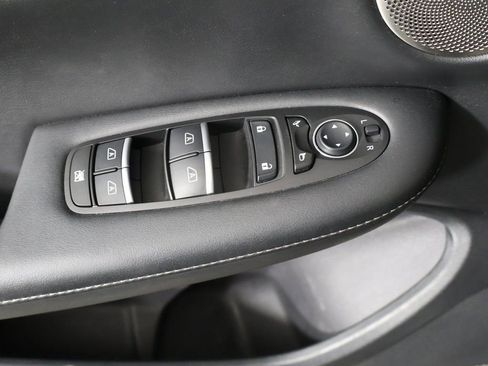 Used 2023 INFINITI QX50 Luxe image 35