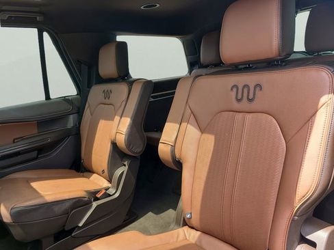 Used 2022 Ford Expedition King Ranch AWD/4WD image 6