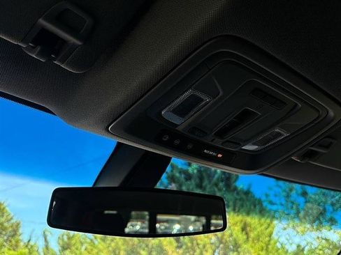 Used 2019 Chevrolet Silverado 1500 LT Trail Boss image 31