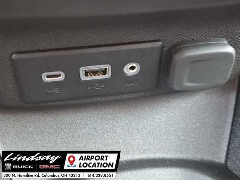 Used 2024 Chevrolet Malibu RS image 37