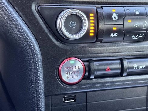 Certified 2020 Ford Mustang Coupe image 15