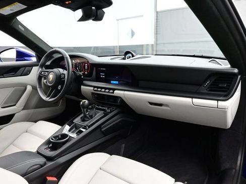 Certified 2026 Porsche 911 GT3 RWD image 15