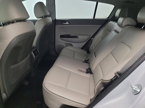 Used 2018 Kia Sportage EX w/ EX Premium Package image 18