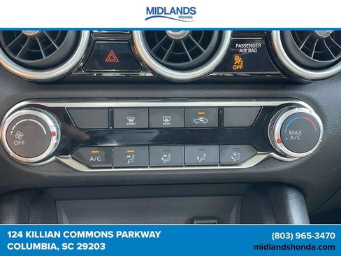 Used 2025 Nissan Sentra SV FWD image 26