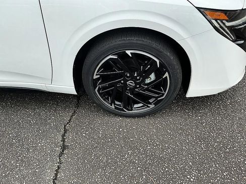 New 2026 Nissan Sentra SR image 10