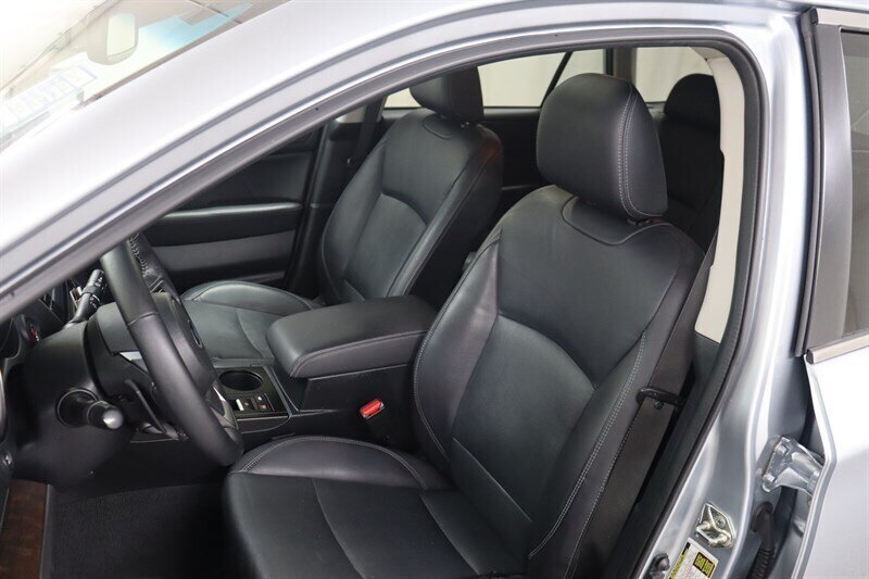 Used 2018 Subaru Outback 2.5i Limited AWD/4WD image 18