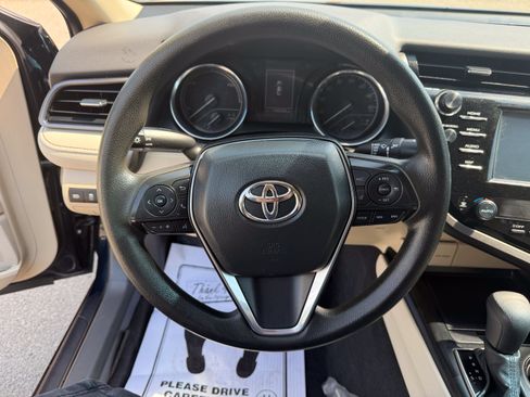 Used 2020 Toyota Camry LE w/ Carpet Mat Package FWD image 5