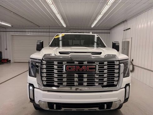 Used 2026 GMC Sierra 3500 Denali w/ Denali Reserve Package AWD/4WD image 2