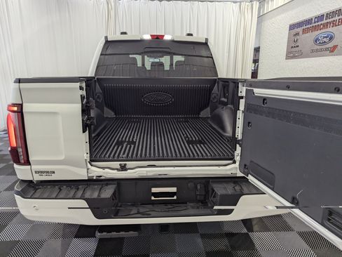 Used 2025 Ford F150 Platinum AWD/4WD image 12