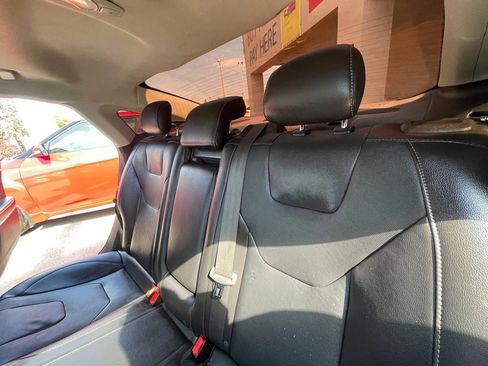 Used 2016 Ford Fusion Titanium image 11