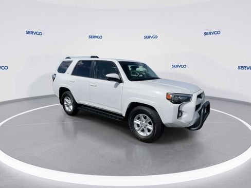 Used 2019 Toyota 4Runner SR5 image 2
