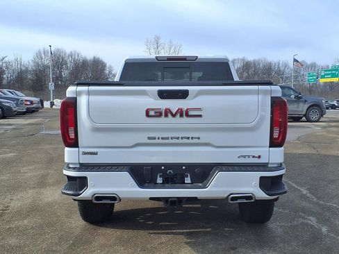 Used 2023 GMC Sierra 1500 AT4 w/ AT4 Preferred Package image 6
