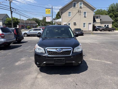 Used 2015 Subaru Forester 2.5i Premium w/ All-Weather Package AWD/4WD image 4
