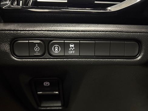 Used 2023 Acura MDX SH-AWD image 25
