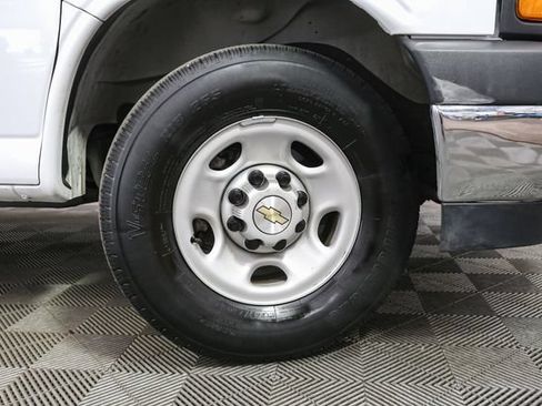 Used 2024 Chevrolet Express 2500 w/ Driver Convenience Package RWD image 13