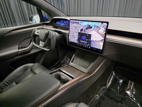 Used 2022 Tesla Model X AWD/4WD image 30