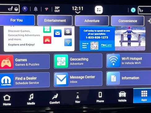 Used 2023 Chrysler Pacifica Limited FWD image 31