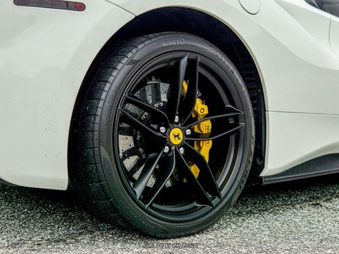 Used 2017 Ferrari 488 Spider RWD image 63