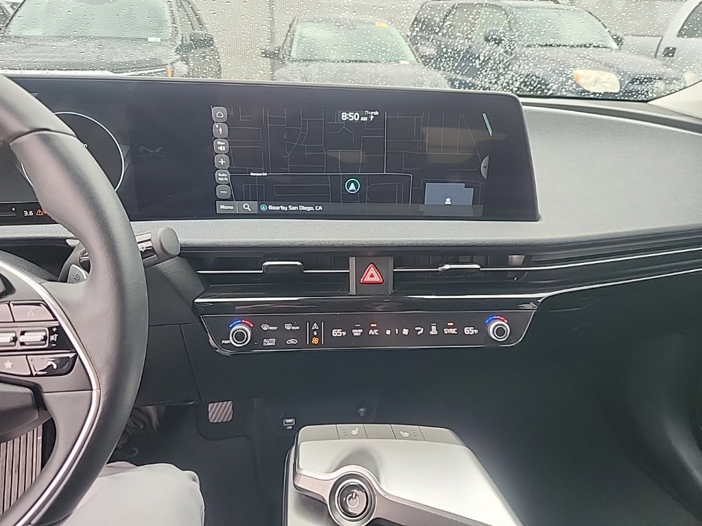 Used 2024 Kia EV6 Light RWD image 23