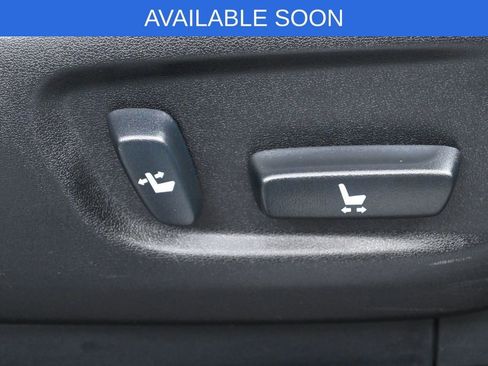 Used 2017 Toyota 4Runner Limited AWD/4WD image 37