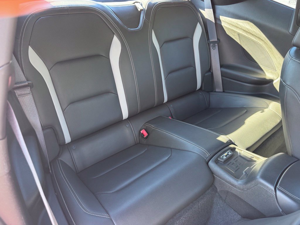 Used 2016 Chevrolet Camaro SS RWD image 31