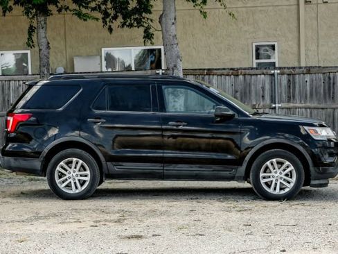 Used 2017 Ford Explorer 4WD image 7