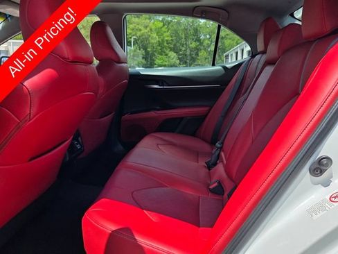 Used 2019 Toyota Camry XSE FWD image 10