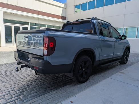 Used 2024 Honda Ridgeline Black Edition image 5