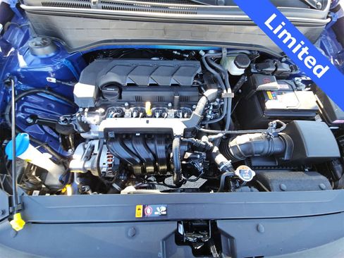 Certified 2025 Hyundai Venue Limited image 13