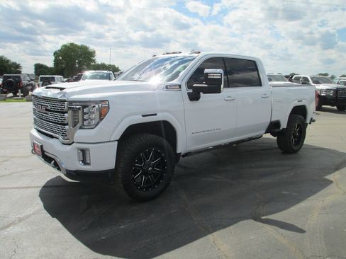 Used 2020 GMC Sierra 2500 Denali w/ Denali Ultimate Package AWD/4WD image 11