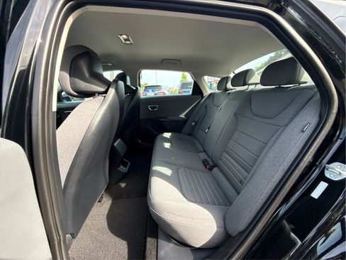 Used 2025 Kia K4 EX FWD image 12