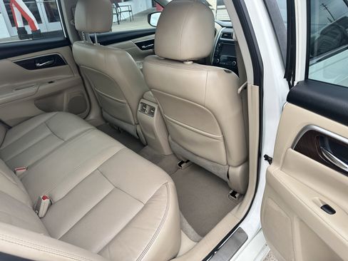 Used 2014 Nissan Altima 3.5 SL w/ Technology Package image 30
