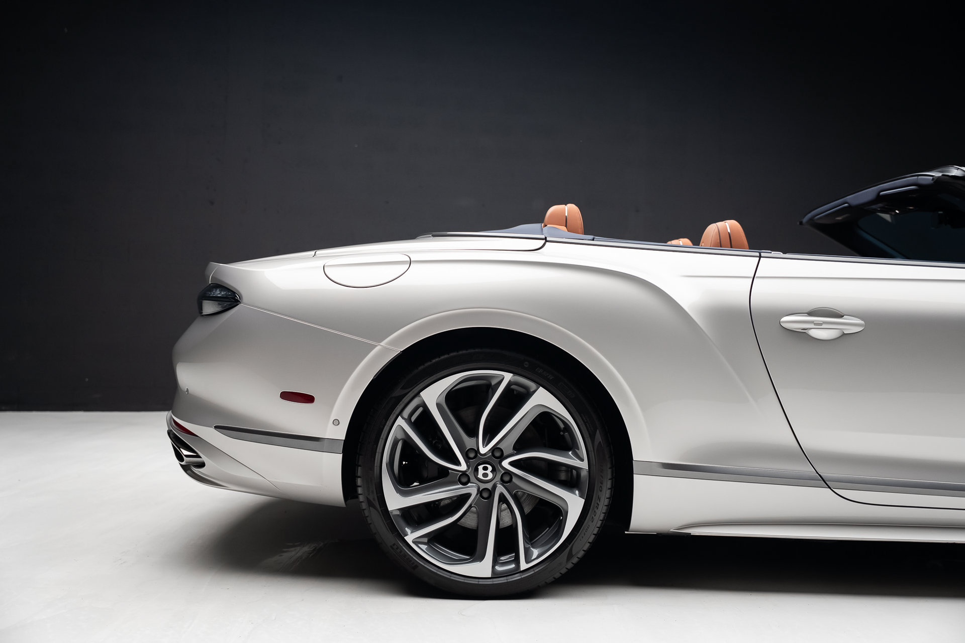 Used 2025 Bentley Continental GT Speed w/ First Edition Specification AWD/4WD image 38