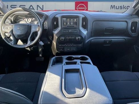 Used 2019 Chevrolet Silverado 1500 Custom Trail Boss image 8