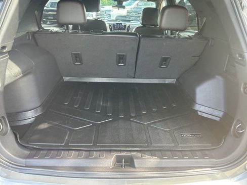 Used 2024 Chevrolet Equinox RS w/ RS Leather Package AWD/4WD image 18
