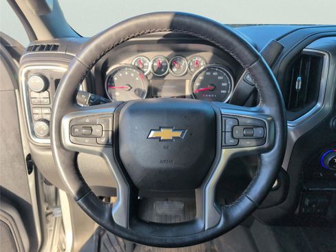 Used 2022 Chevrolet Silverado 2500 LT w/ Convenience Package image 22