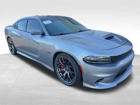 Used 2016 Dodge Charger SRT w/ Harman/Kardon Audio Group image 3