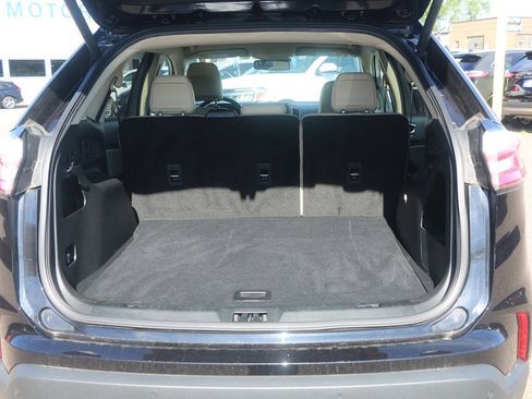 Certified 2024 Ford Edge SEL w/ Convenience Package AWD/4WD image 10