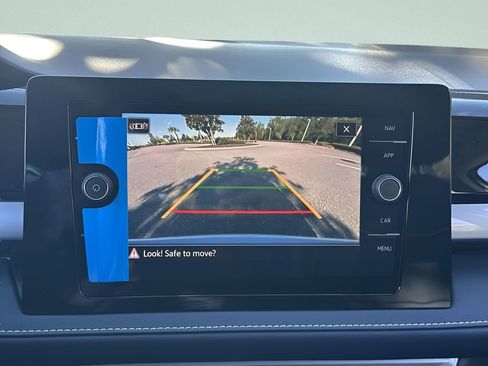 New 2026 Volkswagen Taos SEL image 17