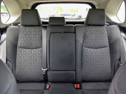 Used 2021 Toyota RAV4 XLE w/ Carpet Mat Package (TMS) AWD/4WD image 20