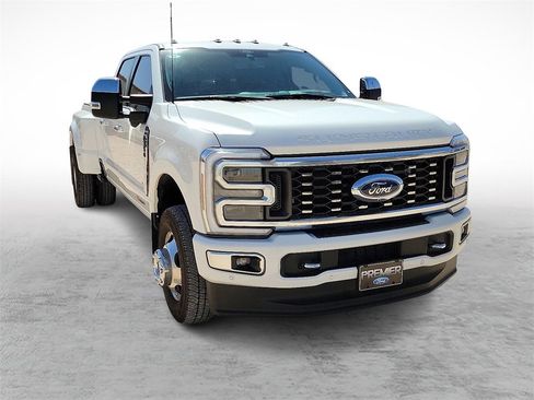 Used 2024 Ford F350 Limited w/ FX4 Off-Road Package image 2