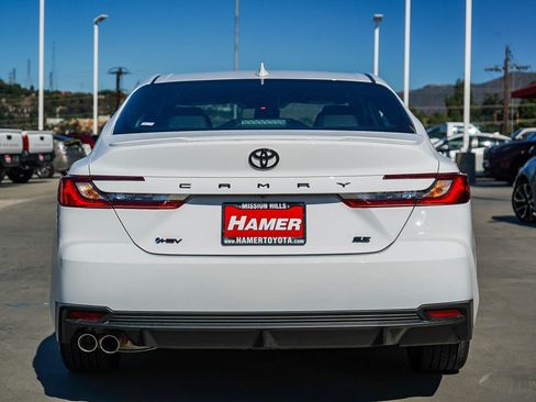 New 2026 Toyota Camry SE FWD image 6