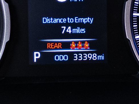 Used 2021 Toyota RAV4 XLE w/ Convenience Package AWD/4WD image 36