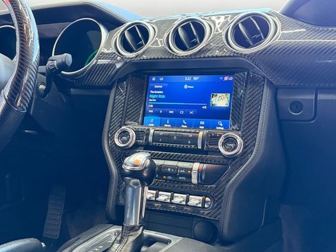 Used 2018 Ford Mustang GT w/ Equipment Group 301A image 11