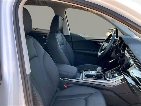 Used 2023 Audi Q7 3.0T Premium Plus image 7