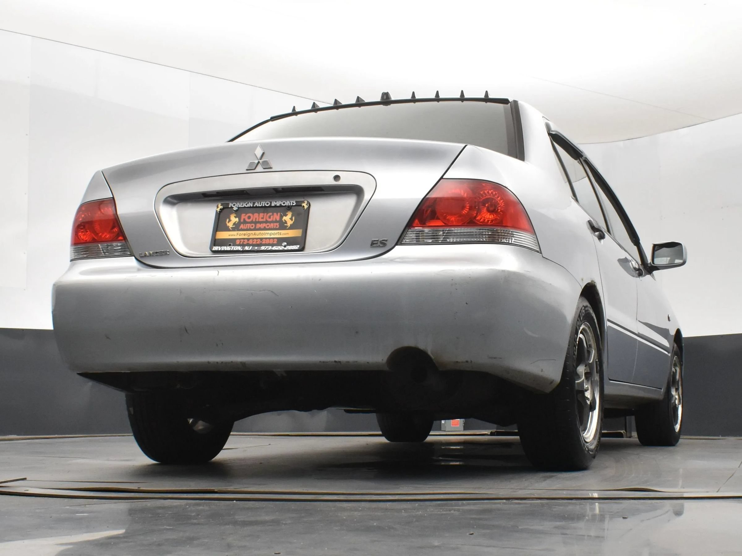 Used 2005 Mitsubishi Lancer ES FWD image 13